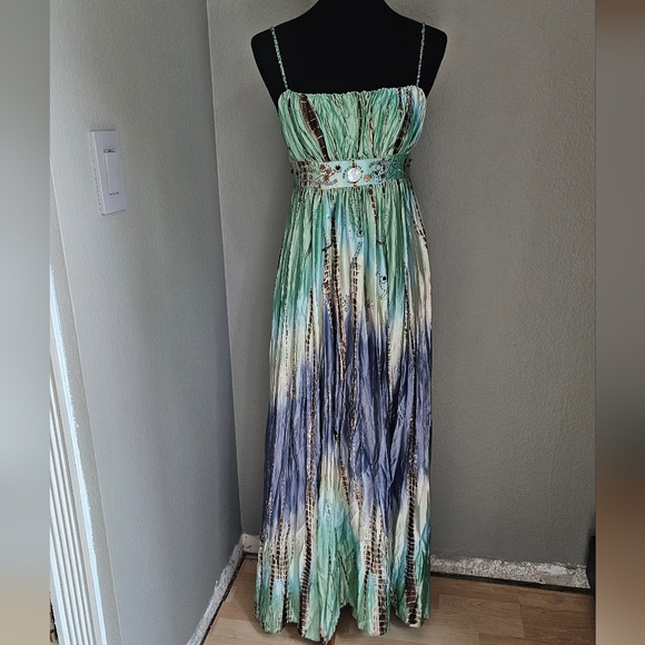 bcbg green maxi dress BCBGMAXAZRIA Sleeveless Cut Out Gown in Green